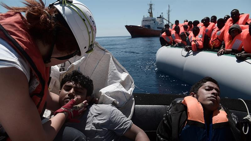 Politico: Η Ευρώπη «ξαναζεί» τη μεταναστευτική κρίση του 2015